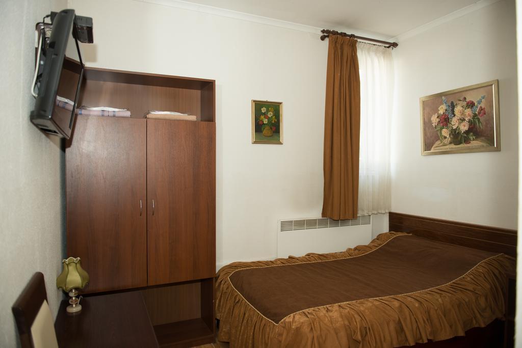 אירפין Hotel Acorn חדר תמונה
